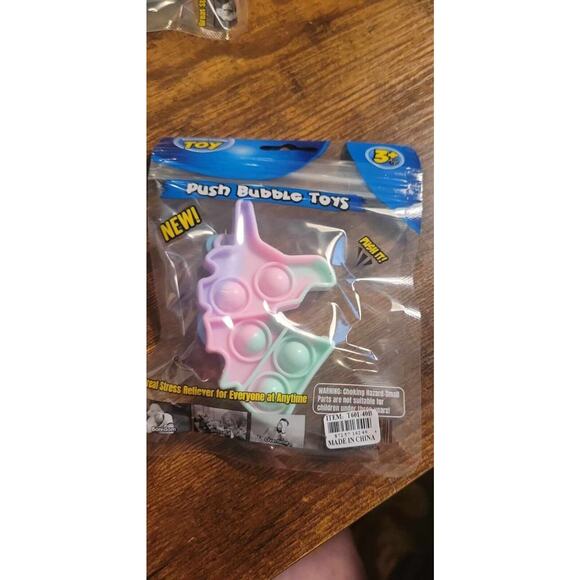 12 pk Asst keychain pop its pastels - Picture 4 of 6